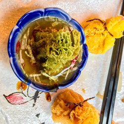 Ha Long Bay - Vietnamese spring roll & widi shrimp (chā giō ré náhm tōm)