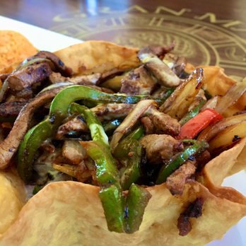 Gran Maya Mexican Grill - Fajita Taco Salad lunch - Mexican Near Me - Virginia Beach, Virginia Gran Maya Mexican Grill - Fajita Taco Salad lunch - Mexican Near Me - Virginia Beach, Virginia