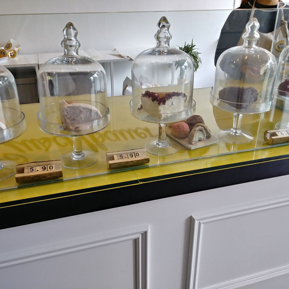 Cheese Baker - Bakeries Near Me - Toronto, Ontario Cheese Baker - Bakeries Near Me - Toronto, Ontario