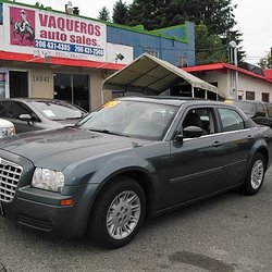 Vaqueros Auto Sales - 06 Chrysler 300 120,291 Miles, Automatic, $ 7995.00