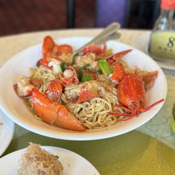 Golden Palace - Lobster Yee-Foo Noodle - Dim Sum Near Me - San Jose, California Golden Palace - Lobster Yee-Foo Noodle - Dim Sum Near Me - San Jose, California