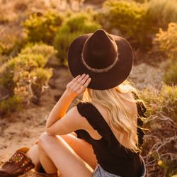 Sugar + Glow - Organic Airbrush Tan