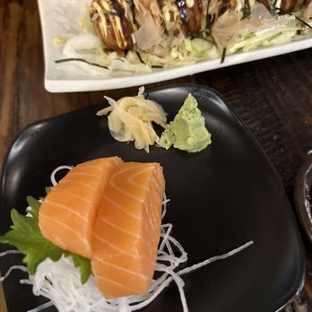 Maguro - Sushi Bars Near Me - Brookline, Massachusetts