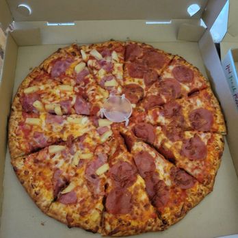 Prime Pizza - 1/2 pepperoni 1/2 pineapple ham, pizza. Very delicious - Pizza Near Me - Lodi, California Prime Pizza - 1/2 pepperoni 1/2 pineapple ham, pizza. Very delicious - Pizza Near Me - Lodi, California