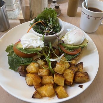 Lady Marmalade - Poached egg BLT with avacado - Breakfast & Brunch Near Me - Toronto, Ontario