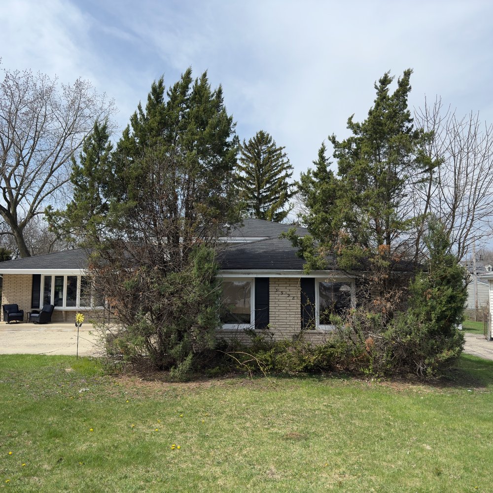 Huerta Lawn Service - Landscaping Near Me - Westmont, Illinois Huerta Lawn Service - Landscaping Near Me - Westmont, Illinois