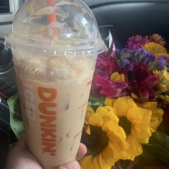 Dunkin' - Caramel Craze Signature Drink - Donuts Near Me - East York, Pennsylvania