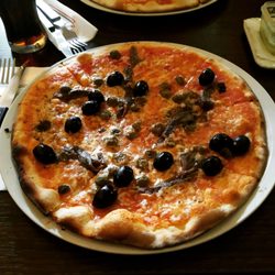 Uscana - Pizza Napoli. Ein Triumph!