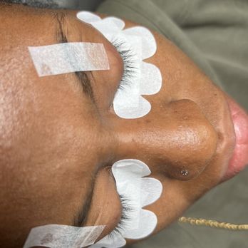 Q Nail Lash Wax - Before - Nail Salons Near Me - Dedham, Massachusetts