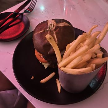 P.S. Kitchen - Buffalo Maitake Sandwich - Vegetarian Near Me - New York, New York