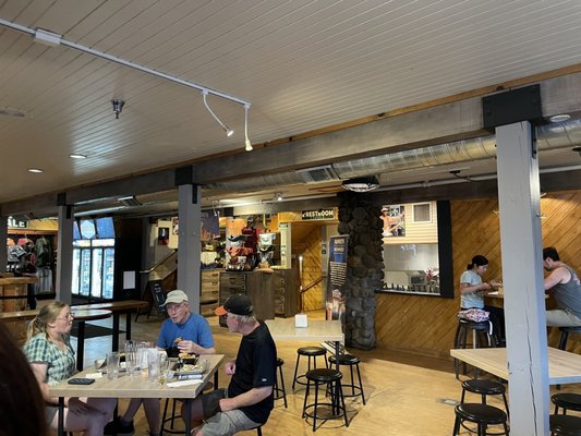 Mammoth Brewing Company by null