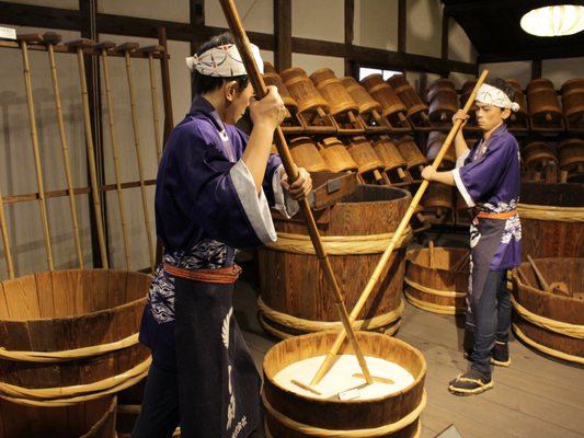 Hakutsuru Sake Brewery Museum by null