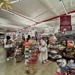 Pearl River Mart at Chelsea Market