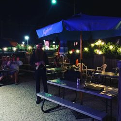 Donelli's Pub & Eatery - Night