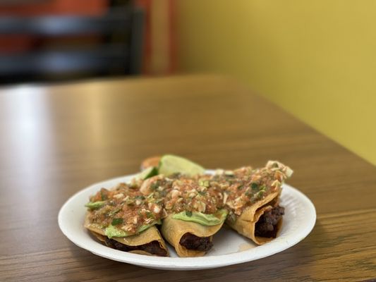 Mariscos Jalisco by null