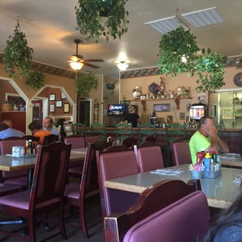 Papa's New Roost - American Near Me - Sonora, California