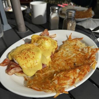 Bene's - The Eggs Benedict - Regular.  The best I have had in a long time. The quality of each ingredient is just so far ahead of most restaurants. - Breakfast & Brunch Near Me - Cheney, Washington