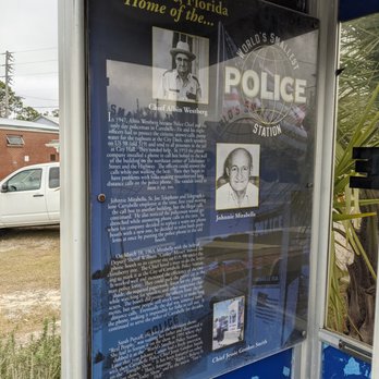 World's Smallest Police Station - World's Smallest Police Station, Carrabelle - Local Flavor Near Me - Carrabelle, Florida