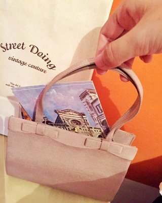 Street Doing Vintage Couture by null