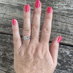 New Ran Nail & Spa - Gel manicure!
