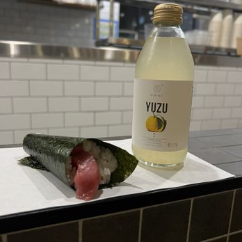 Citizen Public Market - Hand roll from Uoichiba Handroll - Food Court Near Me - Culver City, California Citizen Public Market - Hand roll from Uoichiba Handroll - Food Court Near Me - Culver City, California