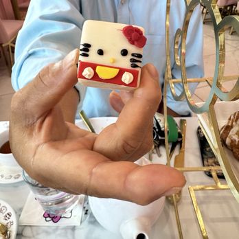 Hello Kitty Cafe - The cute hello Kitty petit four - Themed Cafes Near Me - Santa Clara, California