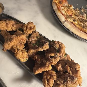 Salt & Vine - Fried Chicken - Wine Bars Near Me - Olney, Maryland