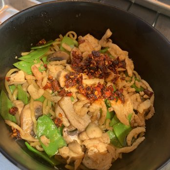 honeygrow - Spicy Garlic - Salad Near Me - Reston, Virginia