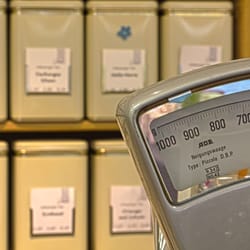 Das Teehaus - Hier wird alles frisch abgewogen.