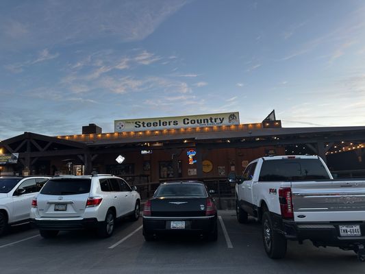 Harold's Cave Creek Corral by null