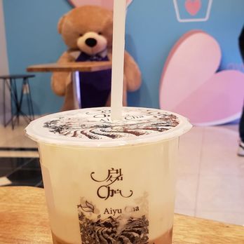 Aiyu Cha - Yummy "Fluffy Peach Tea". It's fun to enjoy the 3 layers drink. Half sugar is perfect for me since the foam does add up the sweet. - Bubble Tea Near Me - Westminster, California