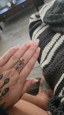 Richard's Nails & Tanning