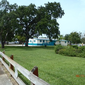Cloverleaf Park - Parks Near Me - Miami Gardens, Florida