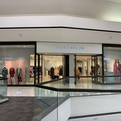 Ann Taylor - Exterior