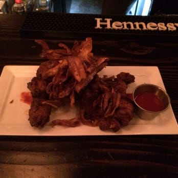 Charlies Bar & Kitchen - Cocktail Bars Near Me - Bronx, New York