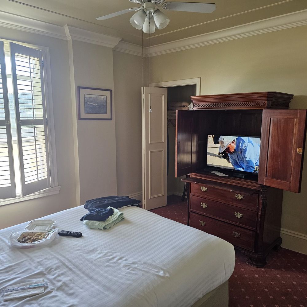 The Monterey Hotel - Small TV and small room space - Hotels Near Me - Monterey, California The Monterey Hotel - Small TV and small room space - Hotels Near Me - Monterey, California