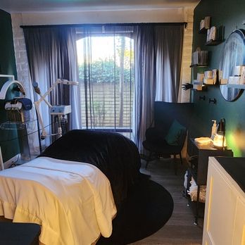 Skincare By Cassidy - Treatment room - Skin Care Near Me - Lodi, California