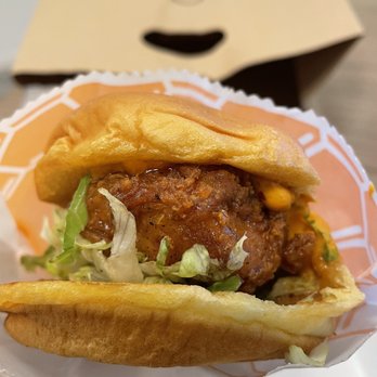 Shake Shack El Segundo - Hot Honey Chicken - Burgers Near Me - El Segundo, California Shake Shack El Segundo - Hot Honey Chicken - Burgers Near Me - El Segundo, California