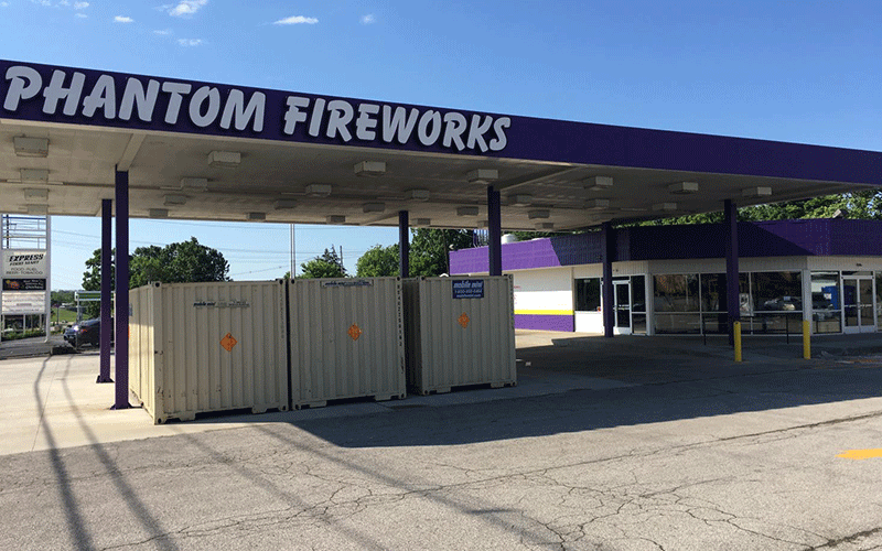 PHANTOM FIREWORKS OF FRANKFORT Updated November 2024 17 Photos