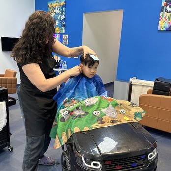 Little Scissors - Dublin - Kids Hair Salons Near Me - Dublin, California