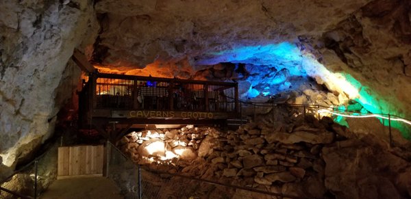 Grand Canyon Caverns & Inn by null