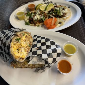 Los Escaleras Taco Shop - Breakfast Burrito, Asada Taco, Al Pastor Taco - Mexican Near Me - Orange, California