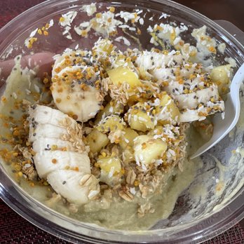 The Jungle Bowl - Green Bowl with added bee pollen - Juice Bars & Smoothies Near Me - Jacksonville, Florida