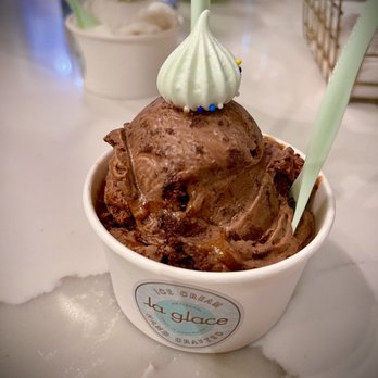 La Glace - a bowl of chocolate ice cream - Ice Cream & Frozen Yogurt Near Me - Vancouver, British Columbia