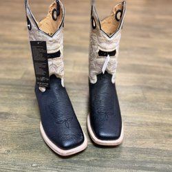 Los Tres Vaqueros Western - New arrivals daily! Come look at our huge selection in boots and western wear! Shop in store and on our website! Open 7 days a week
