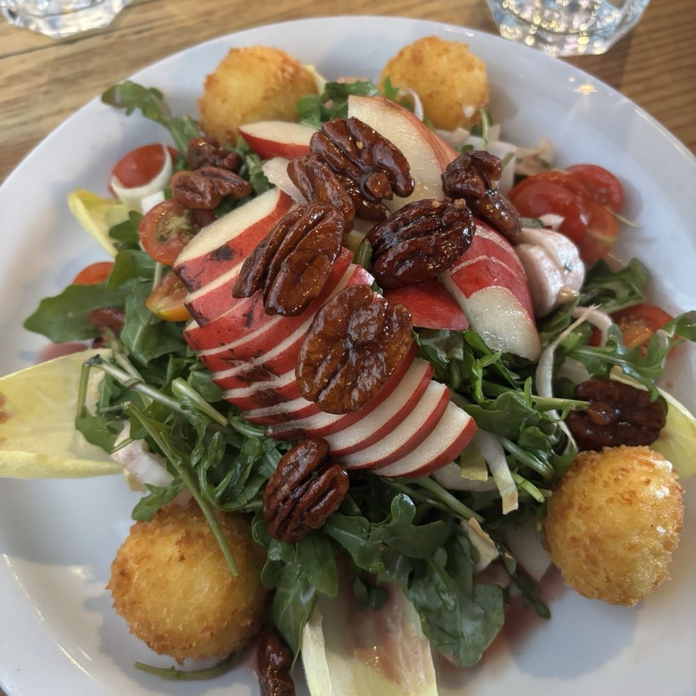 Weller's Bistro - Winter salad - German Near Me - Layton, Utah Weller's Bistro - Winter salad - German Near Me - Layton, Utah