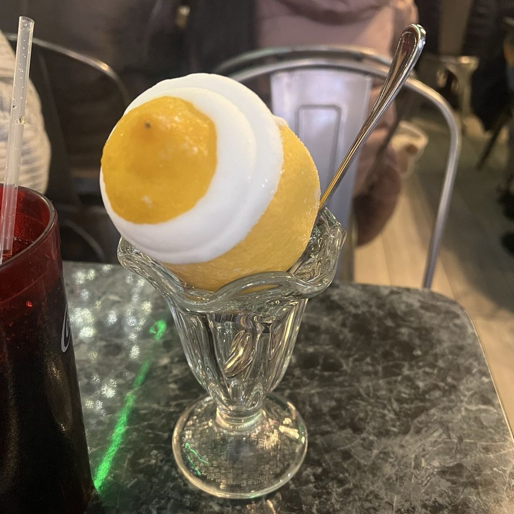 Cannoli King - Desserts Near Me - New York, New York Cannoli King - Desserts Near Me - New York, New York