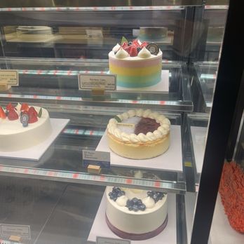 Paris Baguette - Bakeries Near Me - Buford, Georgia