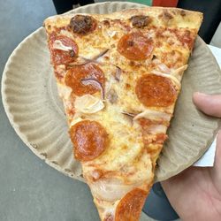 Mamma Gina Pizza - Slice of pep and onion