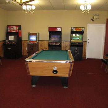 Quality Inn - The utterly pathetic game room. - Hotels Near Me - New Liskeard, Ontario